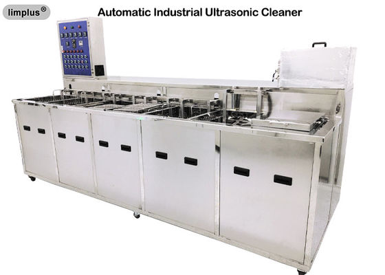 La machine ultrasonique industrielle de décapant de réservoir multi avec rincer le système de séchage pour l'huile dégraissent